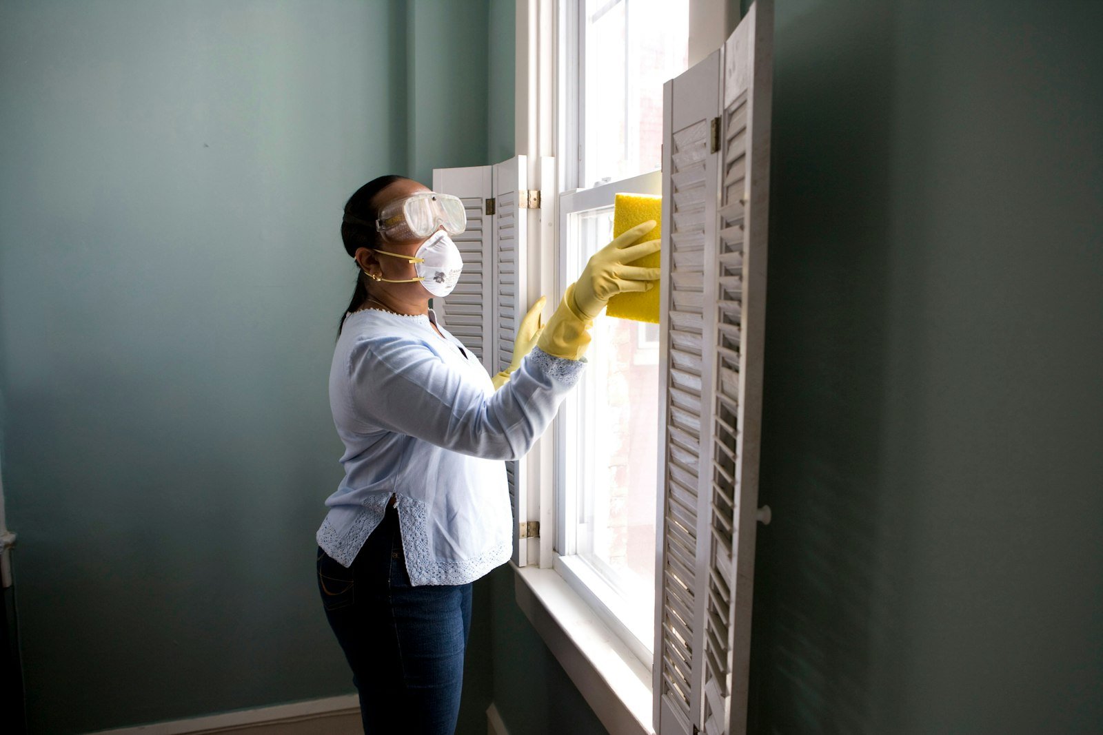 Looking for organizing/cleaning experts to weigh in with dishwasher tips 5 cleaning experts
