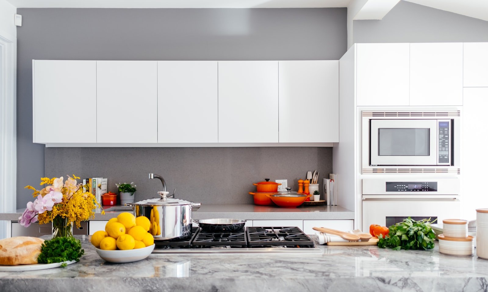 Looking for organizing/cleaning experts to weigh in with dishwasher tips 4 cleaning experts